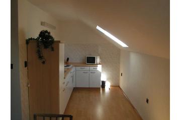 República Checa Chata Arnultovice, Exterior